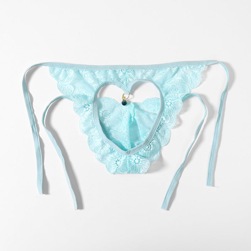 Sexy Slip mit herzförmigem Spitzenausschnitt und offenem Schritt
