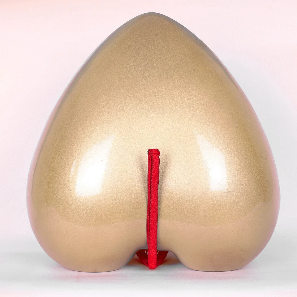 Beutel-Ausbuchtungs-C-String-Tanga