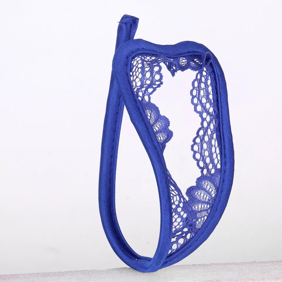 Beutel-Ausbuchtungs-C-String-Tanga